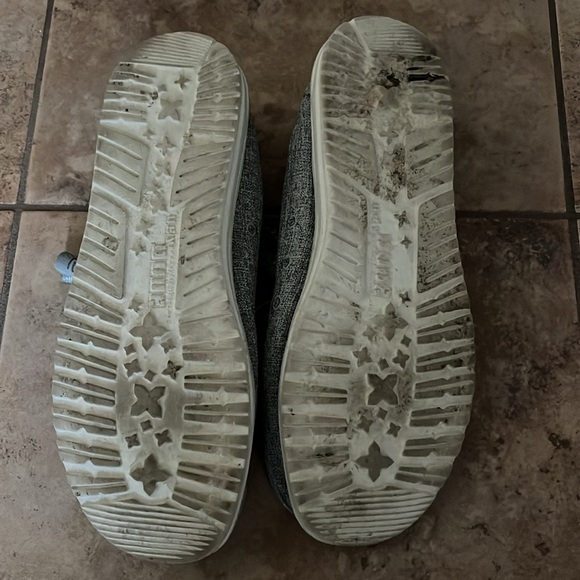 Hey Dude Men's Gray Casual Shoes - Picture 4 of 4